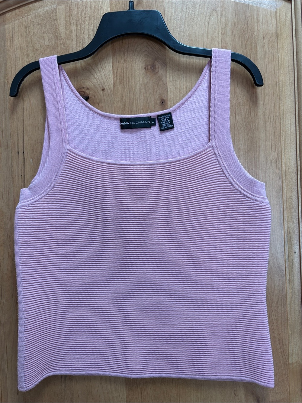 Dana Buchman Light Pink Ribbed Scoop Tank